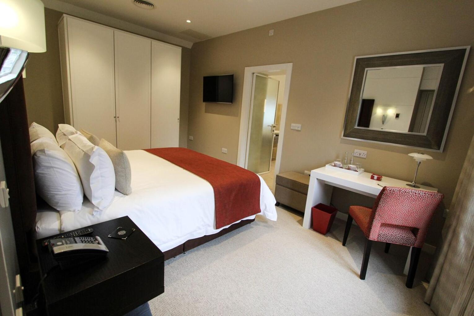 Cae Court Hotel بريدجيند المظهر الخارجي الصورة